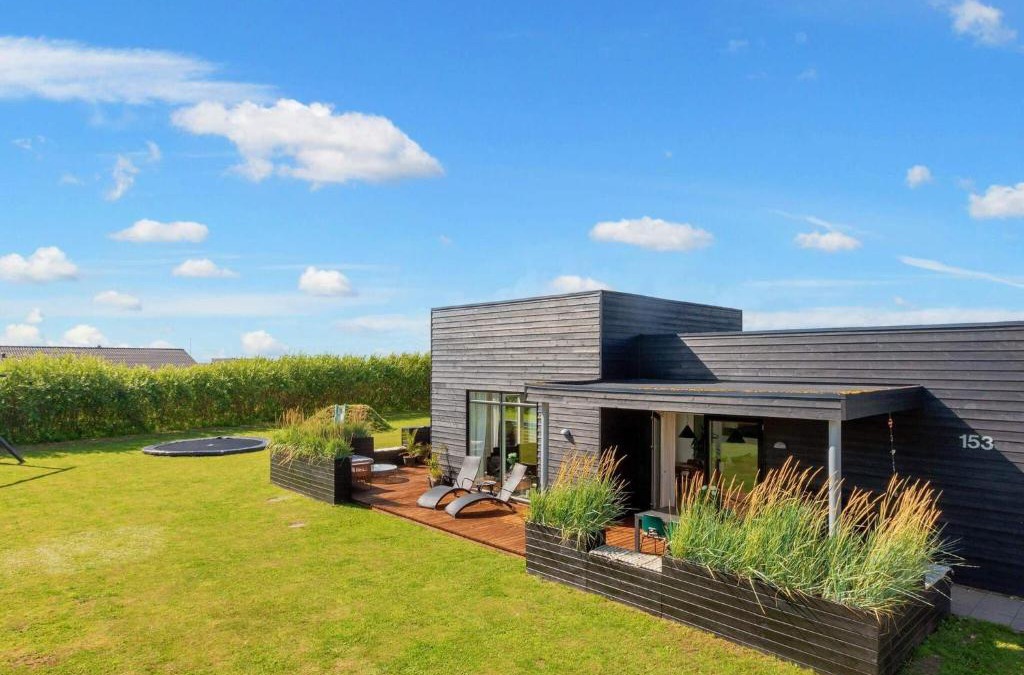 Nr. Lyngby House | 8 person holiday home in Løkken