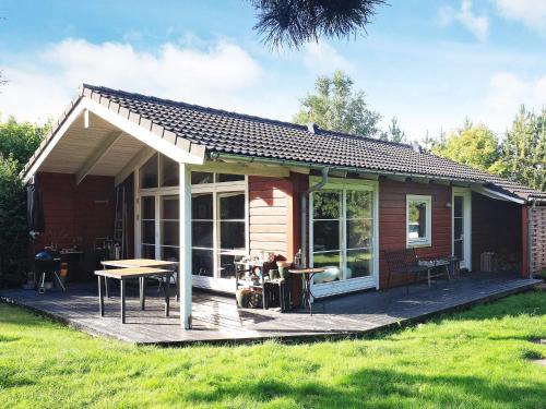 Trend House | 8 person holiday home in Løgstør-By Traum