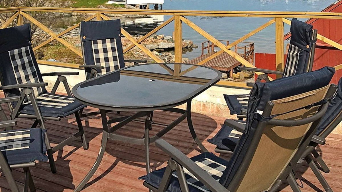 Averoy Municipality House | 8 person holiday home in averøy
