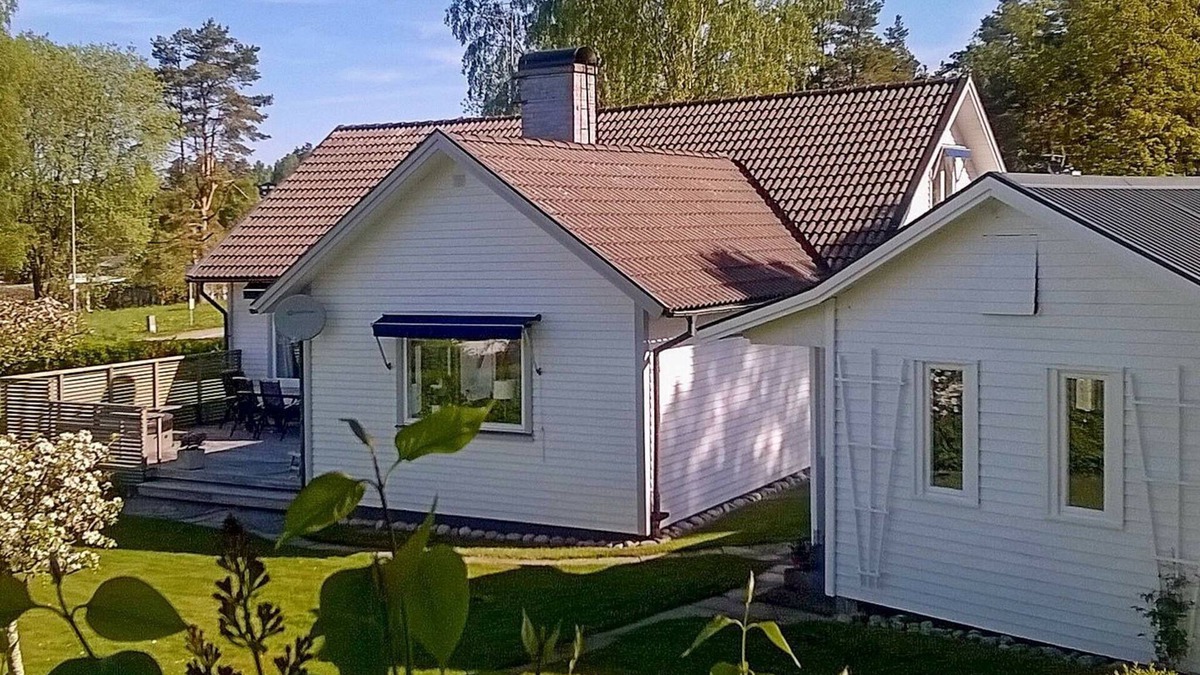 Lerum House | 8 person holiday home in LERUM