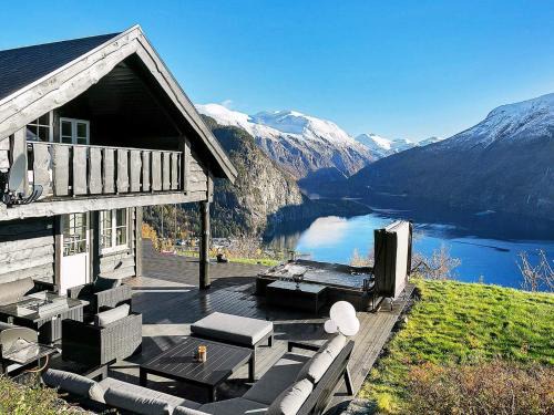 Valldal House | 8 person holiday home in Valldal