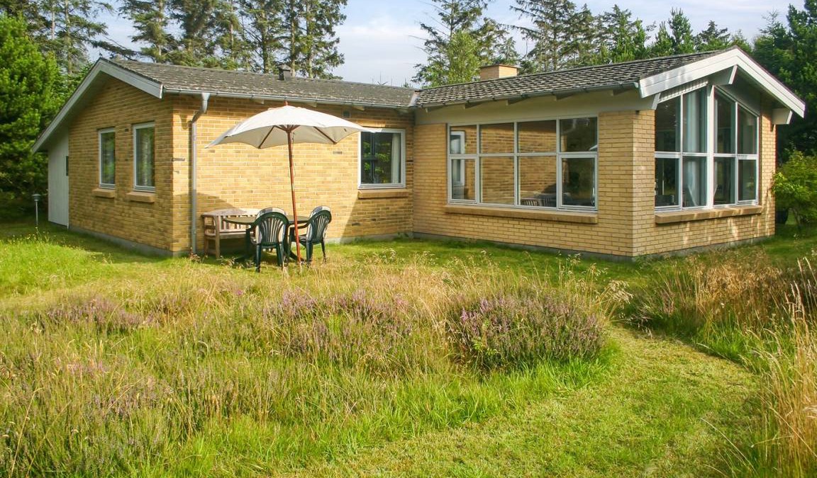 Torup Strand House | 80 m² House ∙ 2 bedrooms ∙ 3 guests