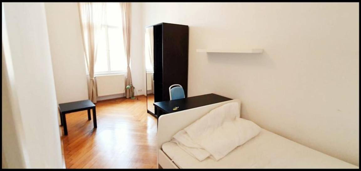 Vienna Resort | 80 m² Private room ∙ 1 bedroom ∙ 1 guest