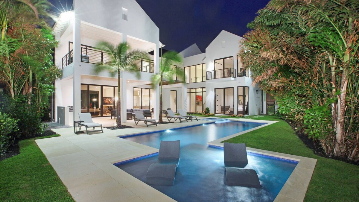 Delray Beach House | 803 Managed By Brampton Park