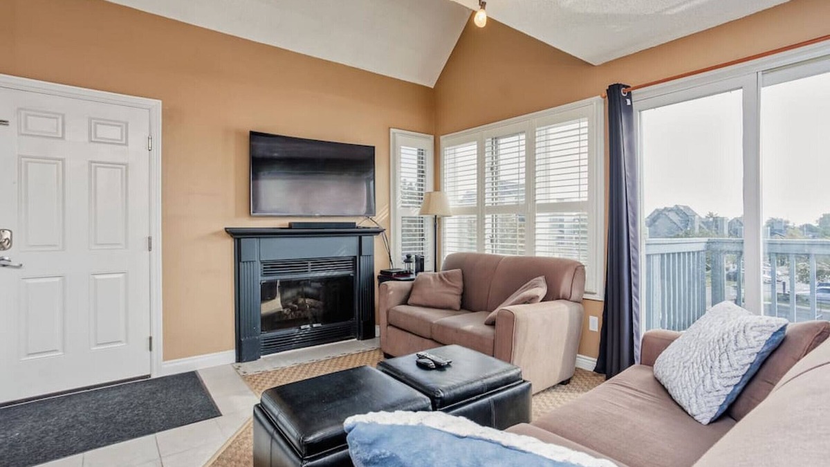 Craigleith Apartment | 809 North Creek at North Base with Hot Tub