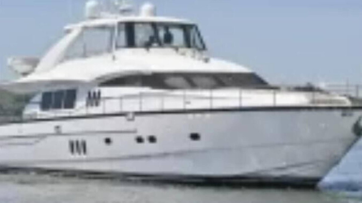 Marina del Rey Boat Rental | 84' VIKING/IMPROMPTU