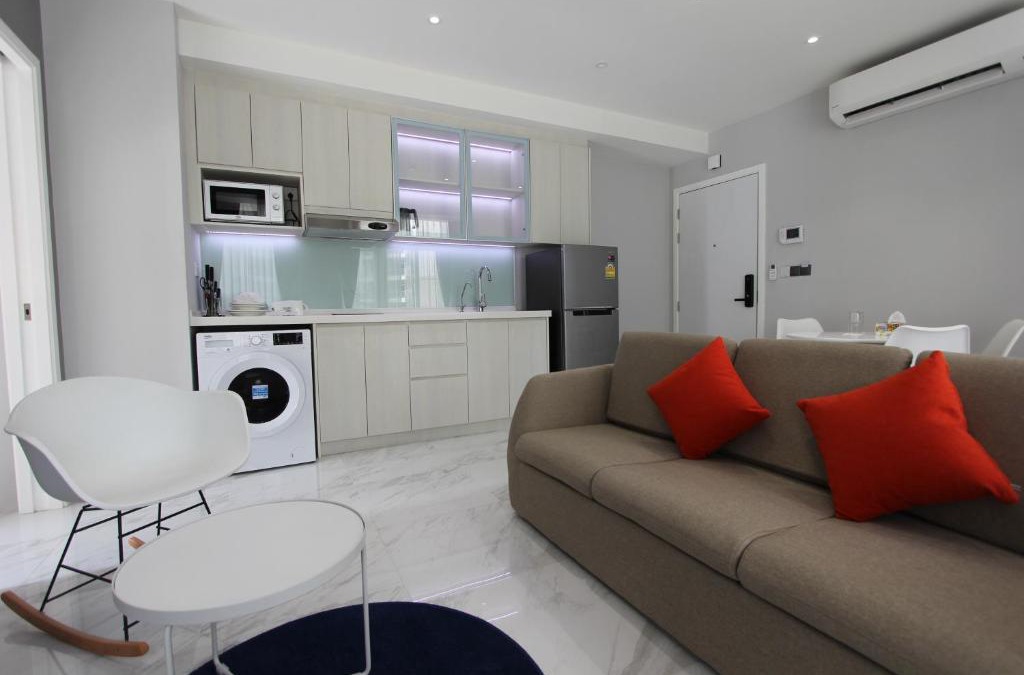 Kandawgyi Lake Area Apartment | 85 SOHO Premium Residences
