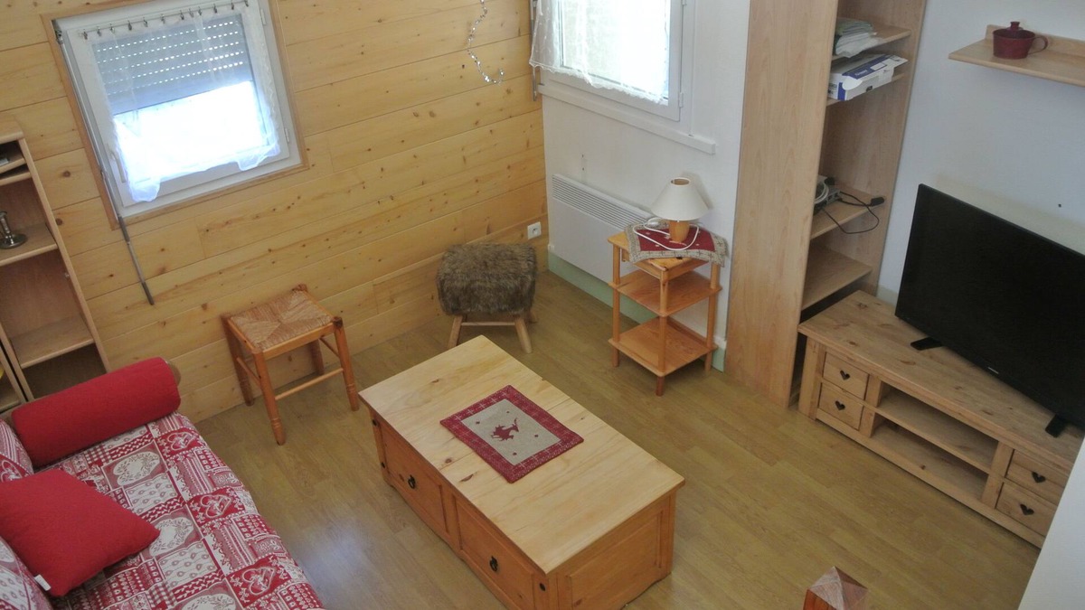 Saint-Jacques-des-Blats Apartment | 85m2 apartment for 8 people in Super Lioran. Near green run of Font de Cère