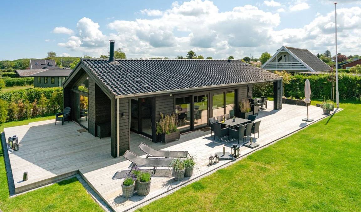 Skastrup Strand House | 86 m² House ∙ 1 bedroom ∙ 8 guests