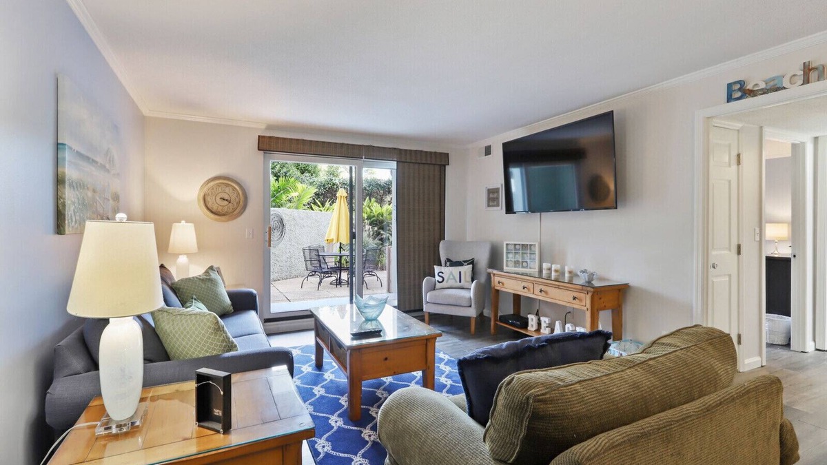 Sea Pines Condo | 871 Ketch Court 1 BR/BA 1ST Floor/Walk-In Shower/Private Patio/Pool/Gas Grill