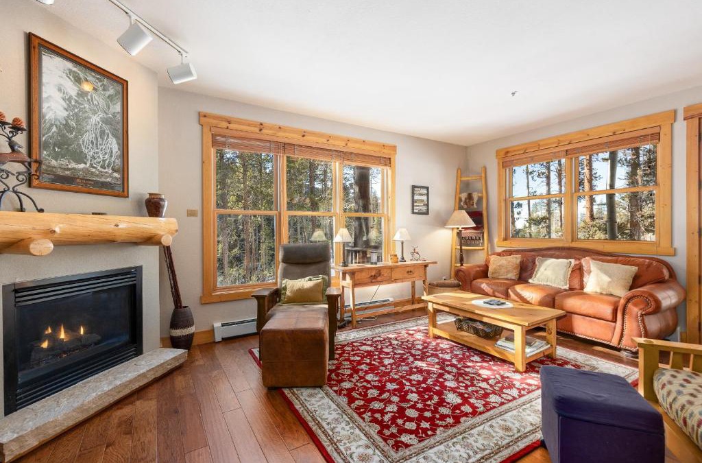 Keystone House | 8758 Trappers Crossing condo