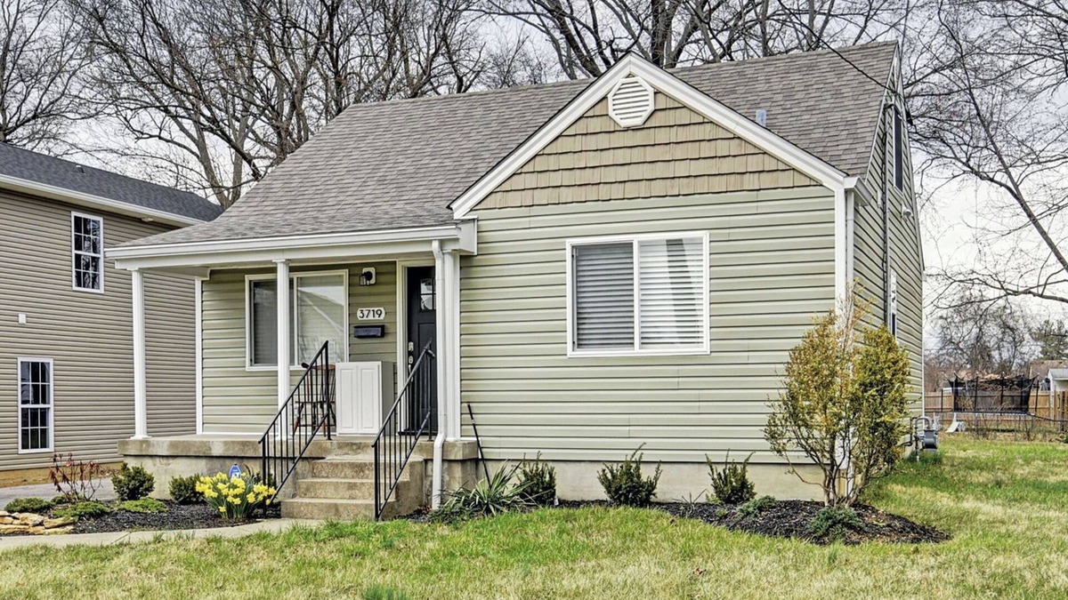 Buechel House | 9 guest house in Louisville