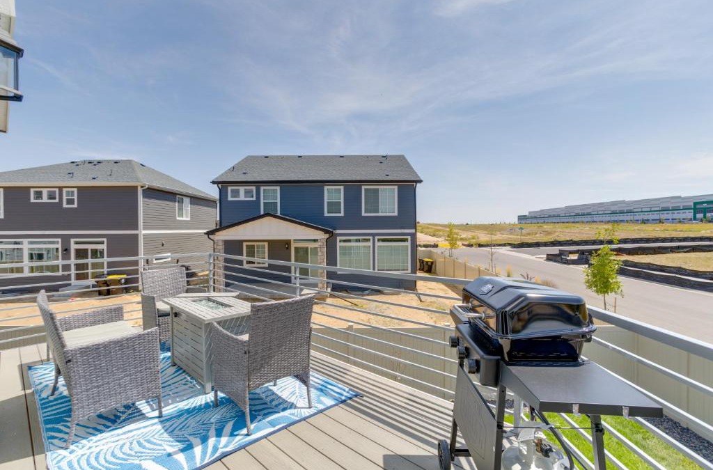 Aurora House | 9 Mi to Airport Pet-Friendly Aurora Home with Deck