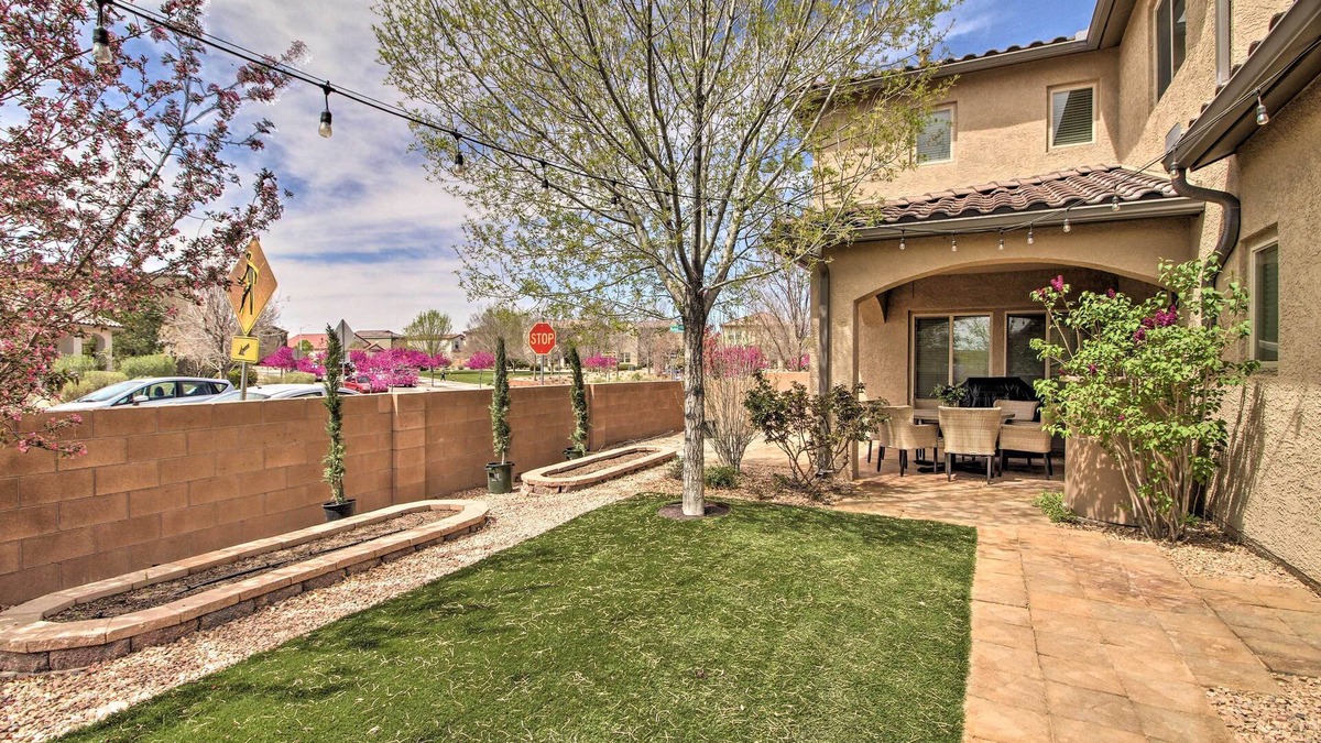 Mesa Del Sol Innovation Park House | 9 Mi to Old Town Albuquerque: Getaway w/Grill!