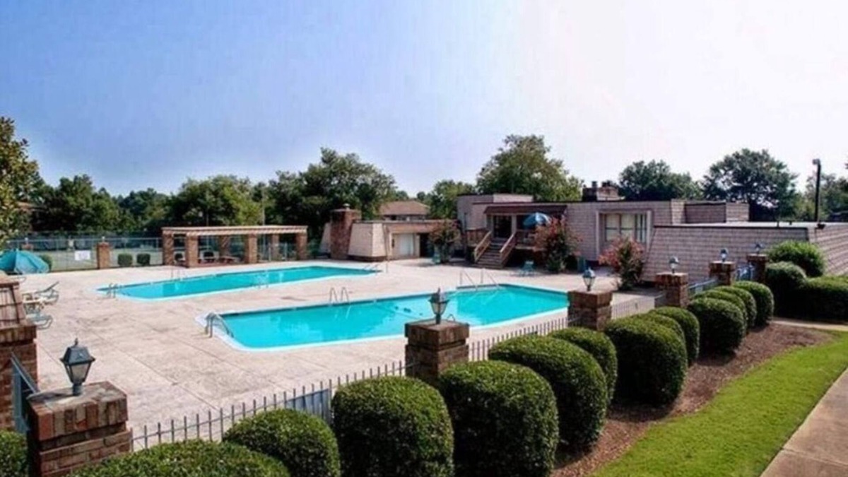 St. Andrews Apartment | 9 mnt arme schools n5 mnt to the zoon10 mnt downtown n10 minute of university