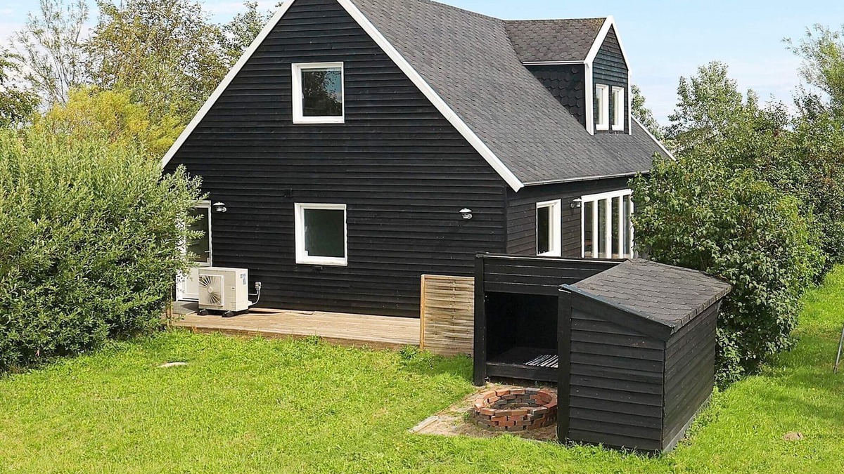 Rodby House | 9 person holiday home in Rødby