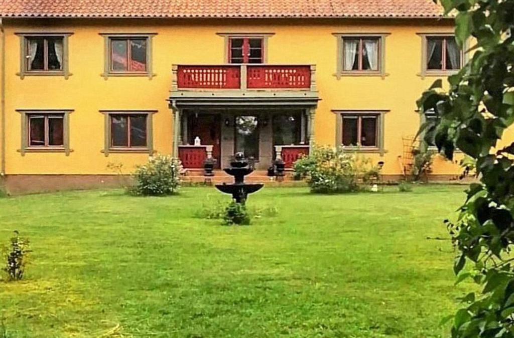 Kvicksund House | 9 person holiday home in KVICKSUND