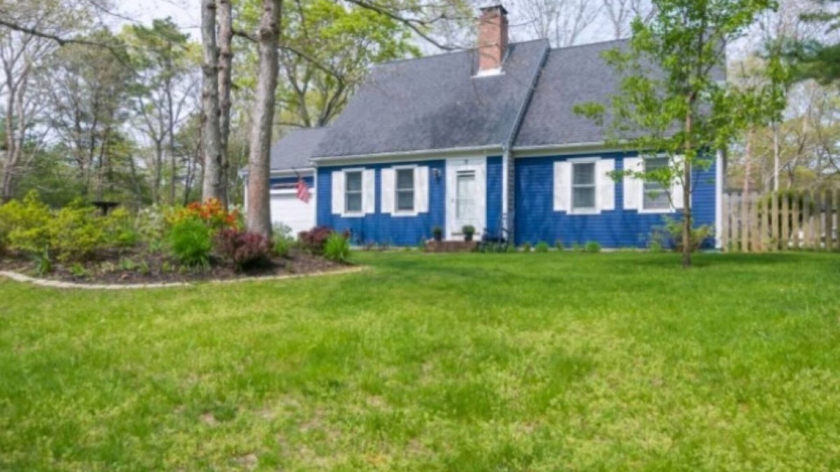 Forestdale House | 9 Ridgetop Road - Relaxing 3BR Retreat Near Snake Pond & Cape Cod Beaches