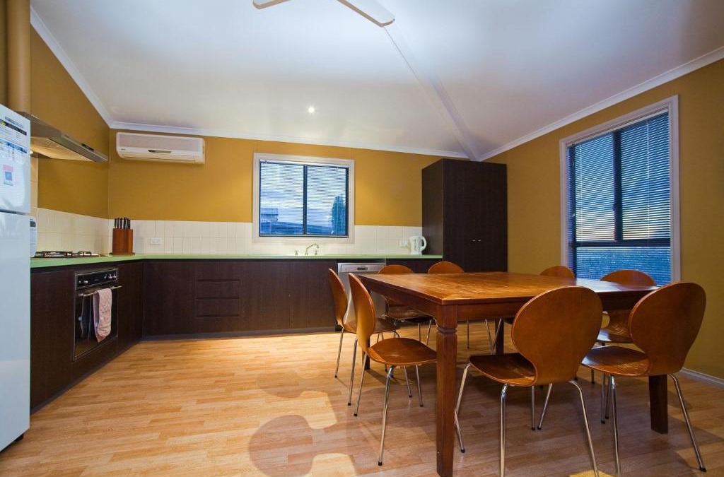 Exmouth House | 9 Skipjack Circle