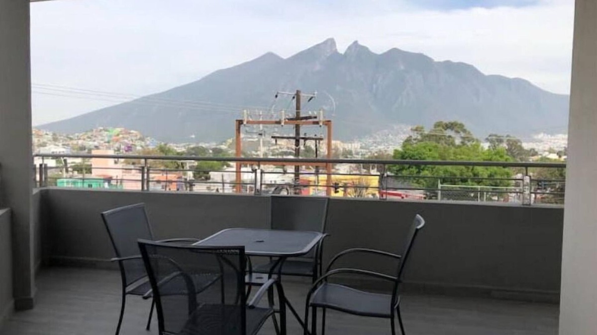 Monterrey Municipality Apartment | 9. Suite con Terraza Privada/Vista/Abierto Tenis