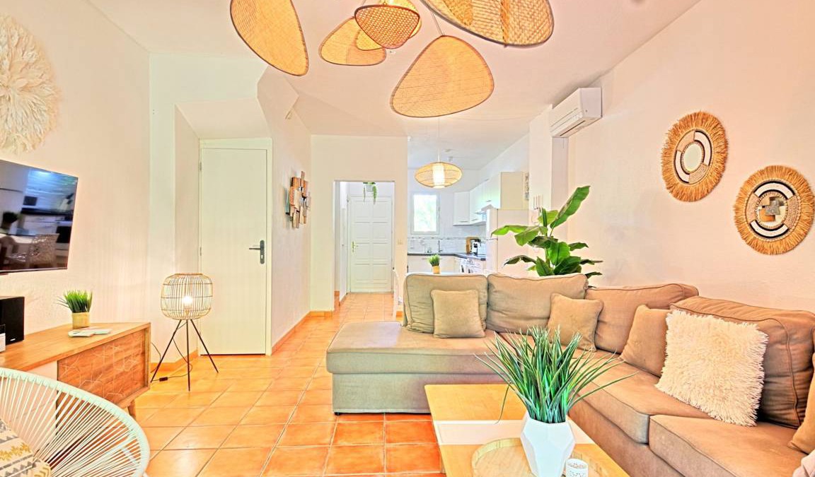Orient Bay Apartment | 90 m² Apartment ∙ 2 bedrooms ∙ 6 guests