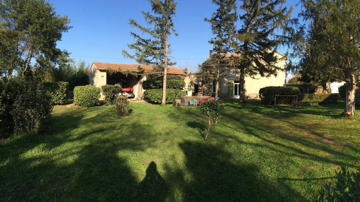 Montfavet House | 90m2 house, two bedrooms in the countryside 10 minutes from downtown Avignon.