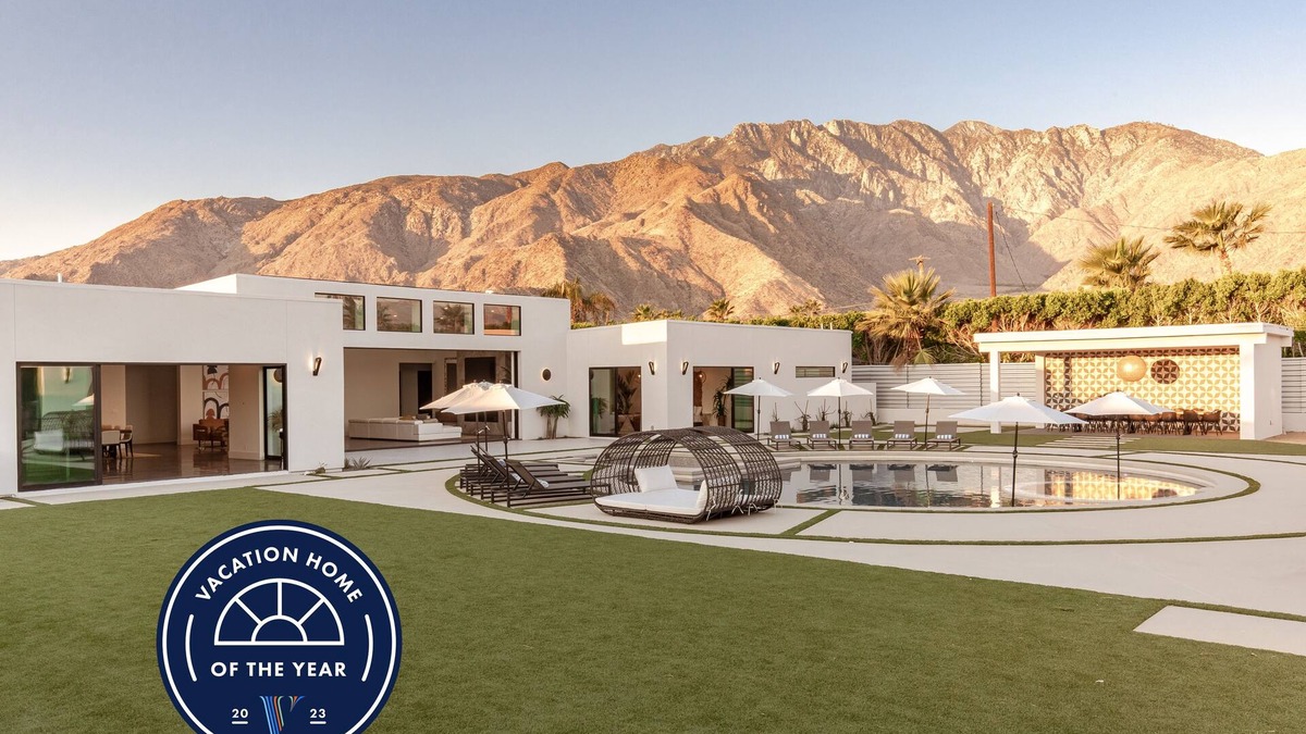 Racquet Club West House | 9BR Luxury Oasis Estate/Spa Lounge and Vintage Trailer