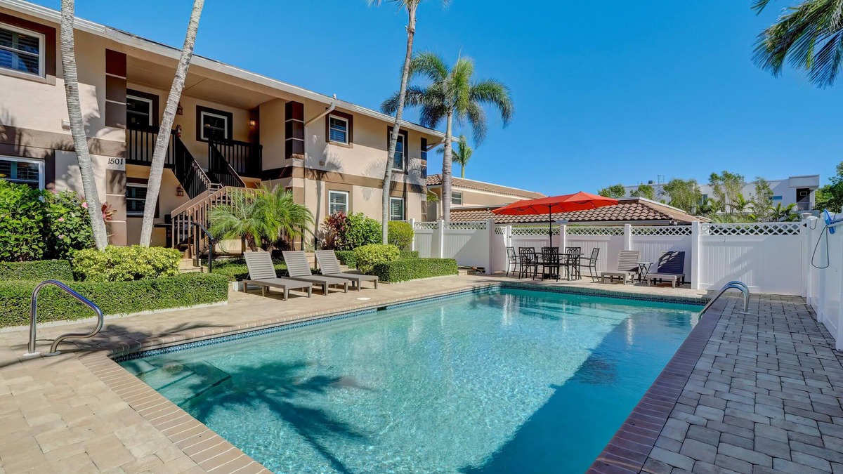 Royal Harbor Condo | A-1 - Waterfront Condo Near Naples Bay & Beaches