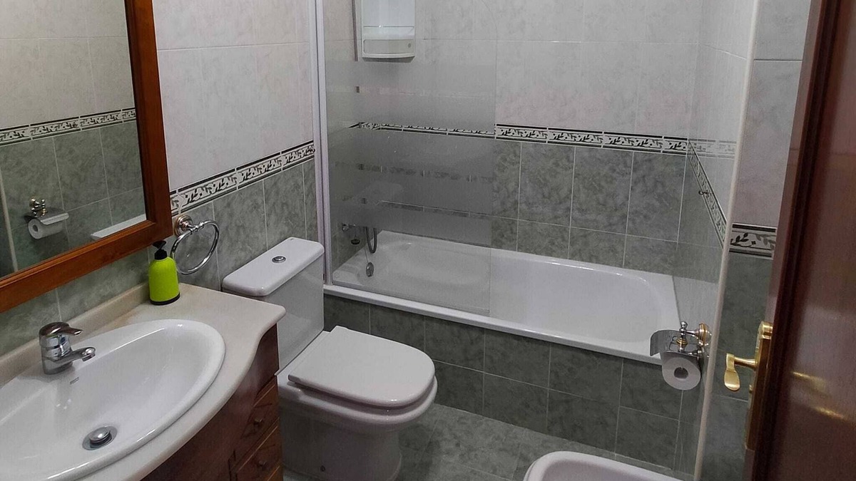 Las Campas y San Claudio Apartment | ¡A 10 Minutos del Centro! Apartamento Coqueto y Tranquilo en Zona Residencial