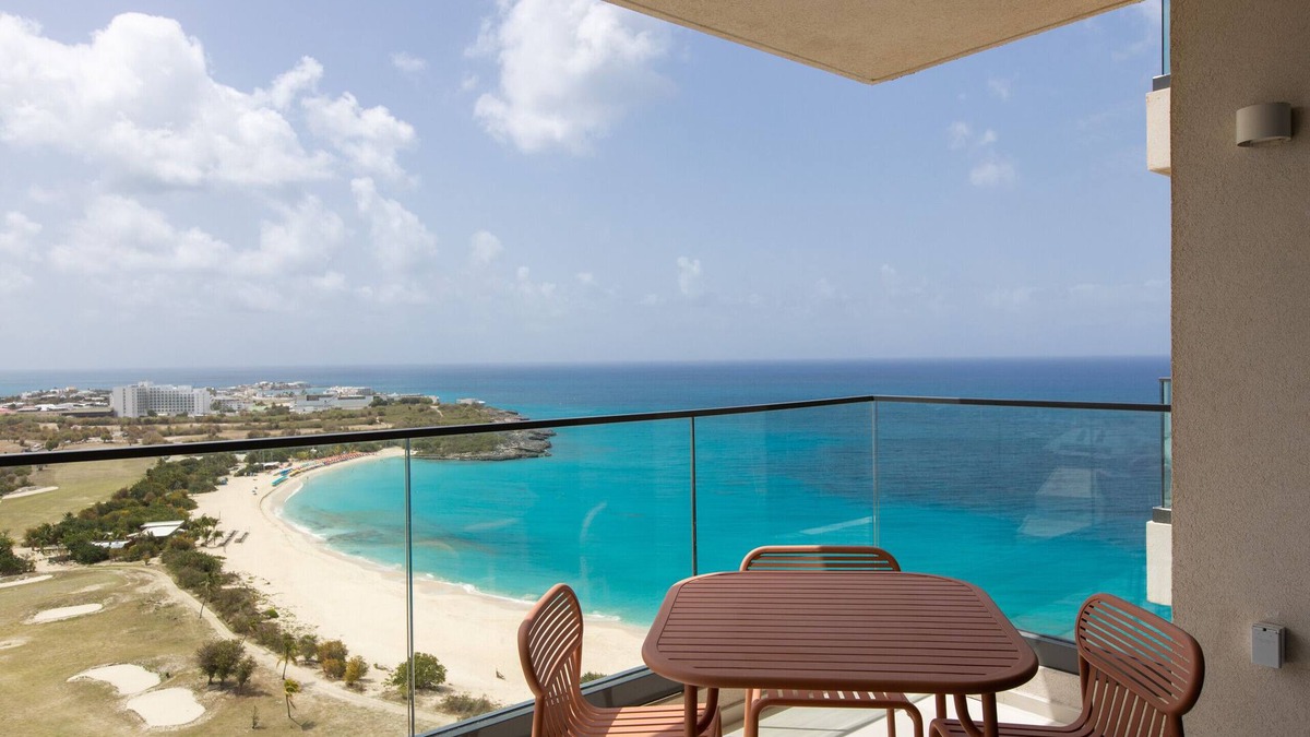 Maho Apartment | A-1802 1 bedroom apartment with miraculous view of Mullet Bay Beach