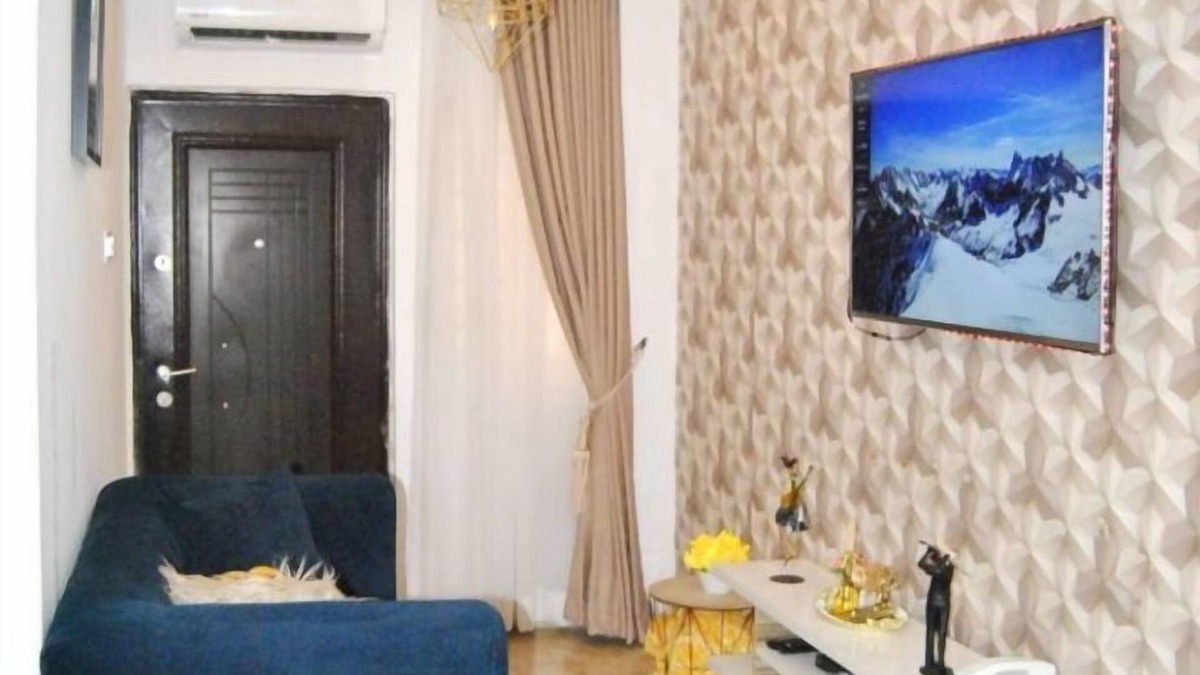 Surulere House | A 2 Bedroom Luxury Apartment in a serene environment and well furnished.