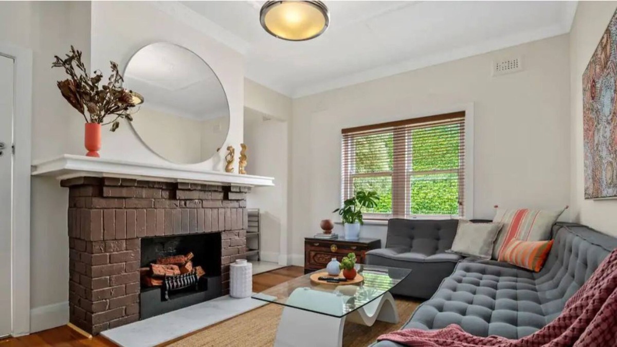 South Melbourne Apartment | A+ Albert Park Art Deco Gem. Sleeps 5. Avalon4.