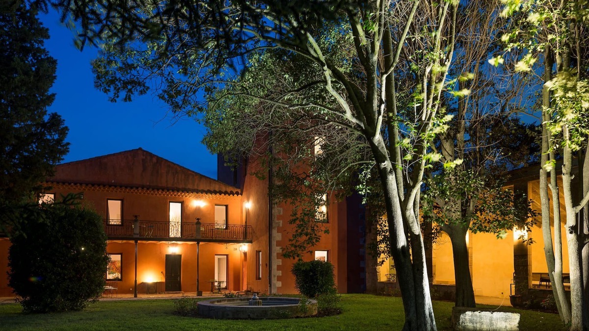 Costieres Villa | A bastide of authenticity in the heart of nature - by feelluxuryhdays