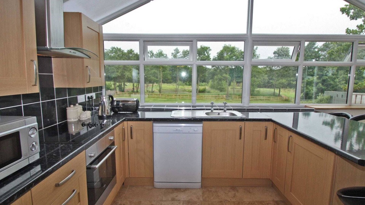 Peterston-Super-Ely Cottage | A beautiful apartment in the countryside village just outside Cardiff.