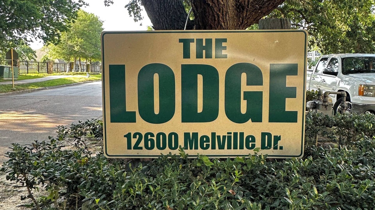 Walden on Lake Conroe Condo | A beautiful Cozy 2-bedroom condo in charming Montgomery on Lake Conroe