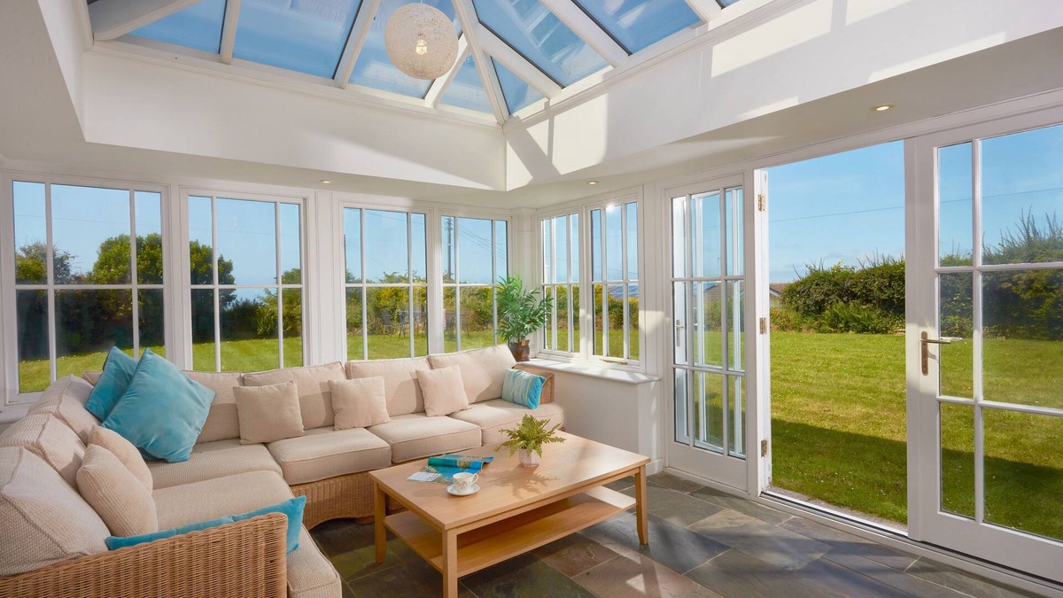 Saint Erth Praze Cottage | A beautiful, dog-friendly holiday home with magnificent views of two coastlines