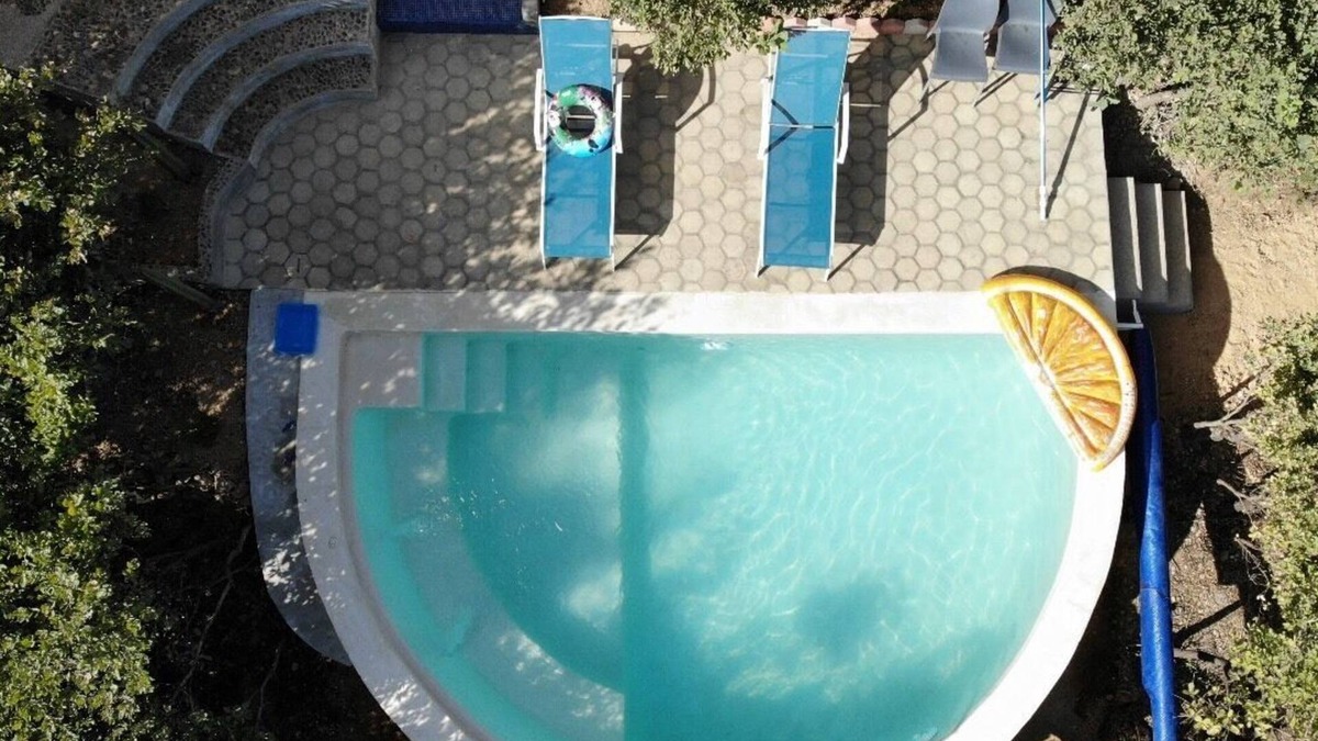 Oaxaca Apartment | A beautiful loft in nature but close to the city, with pool/streamer