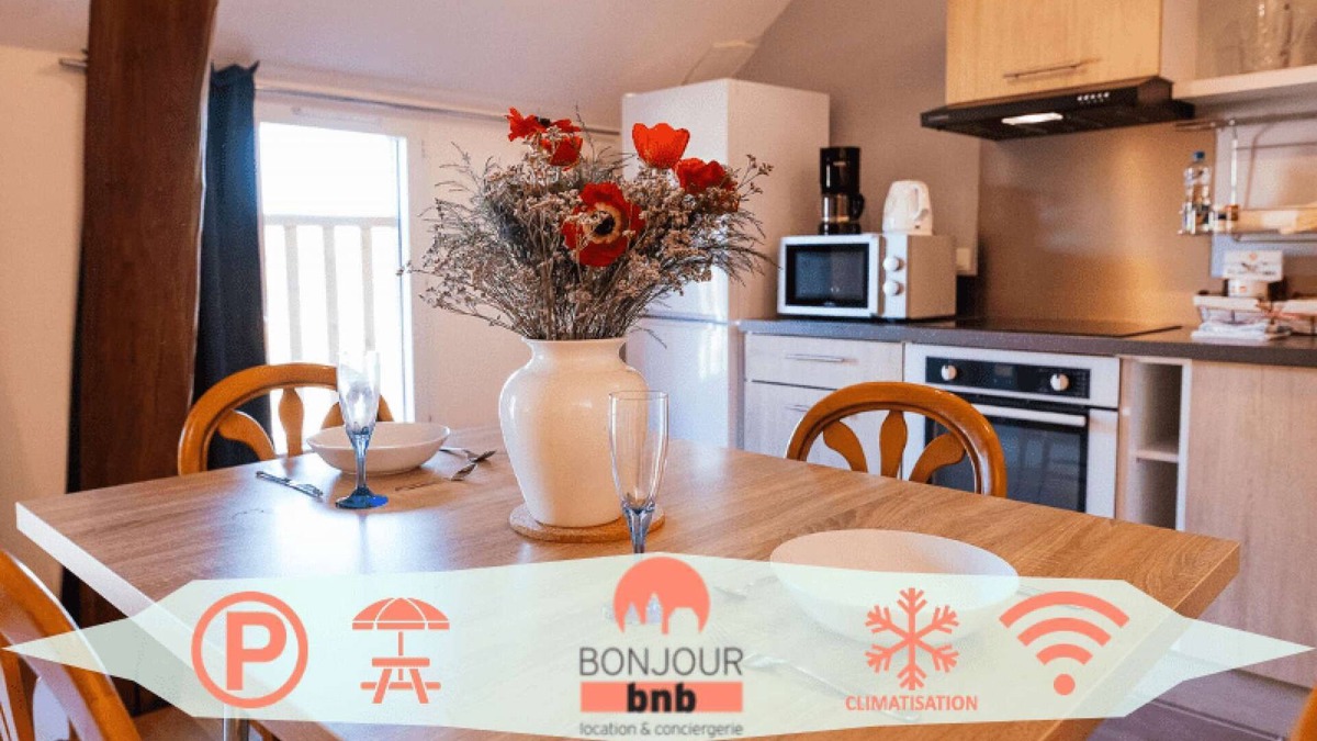 Bucheres Apartment | A beautiful one-bedroom apartment + garden + parking + common area