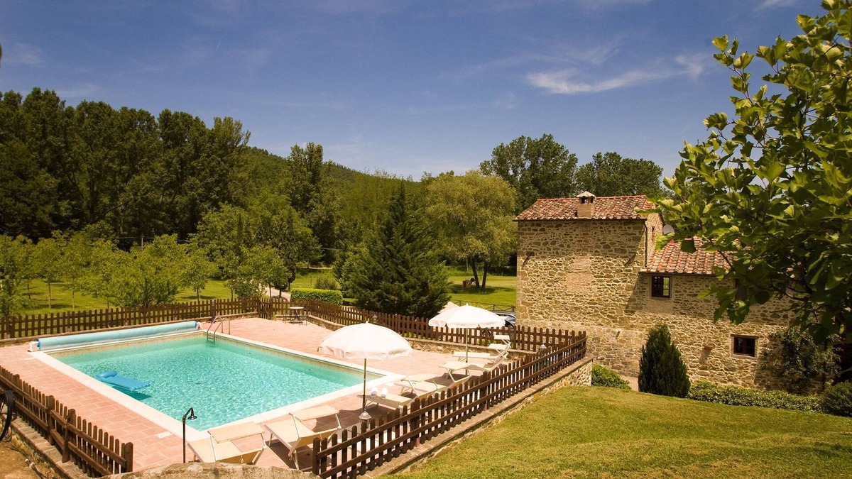 Monterchi Other | A beautifully restored 17th century mill with lovely pool
