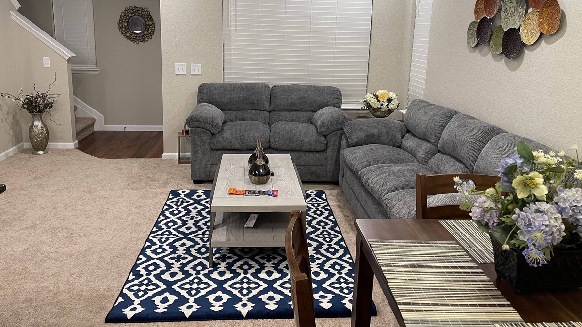 Littleton Condo | A brand new 1370 sq ft town house for luxury stay