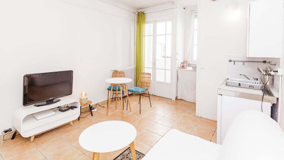 Vignerons Apartment | A bright studio near Paris