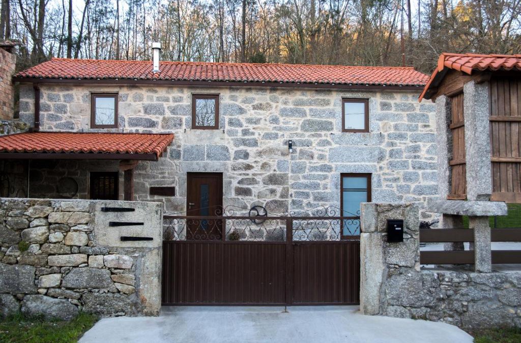 Maceira House | A CASA DA MOREIRA - Casa rural en Ponte Maceira