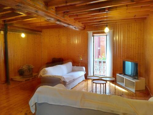 Malpica de Bergantinos House | A Casa De Regina