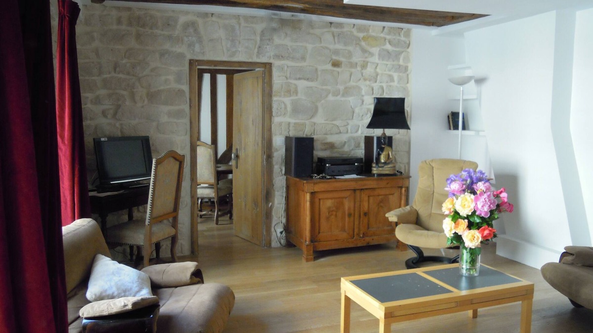 Odeon Apartment | A Charming XVII° Century Appartment at St Germain Des Pres