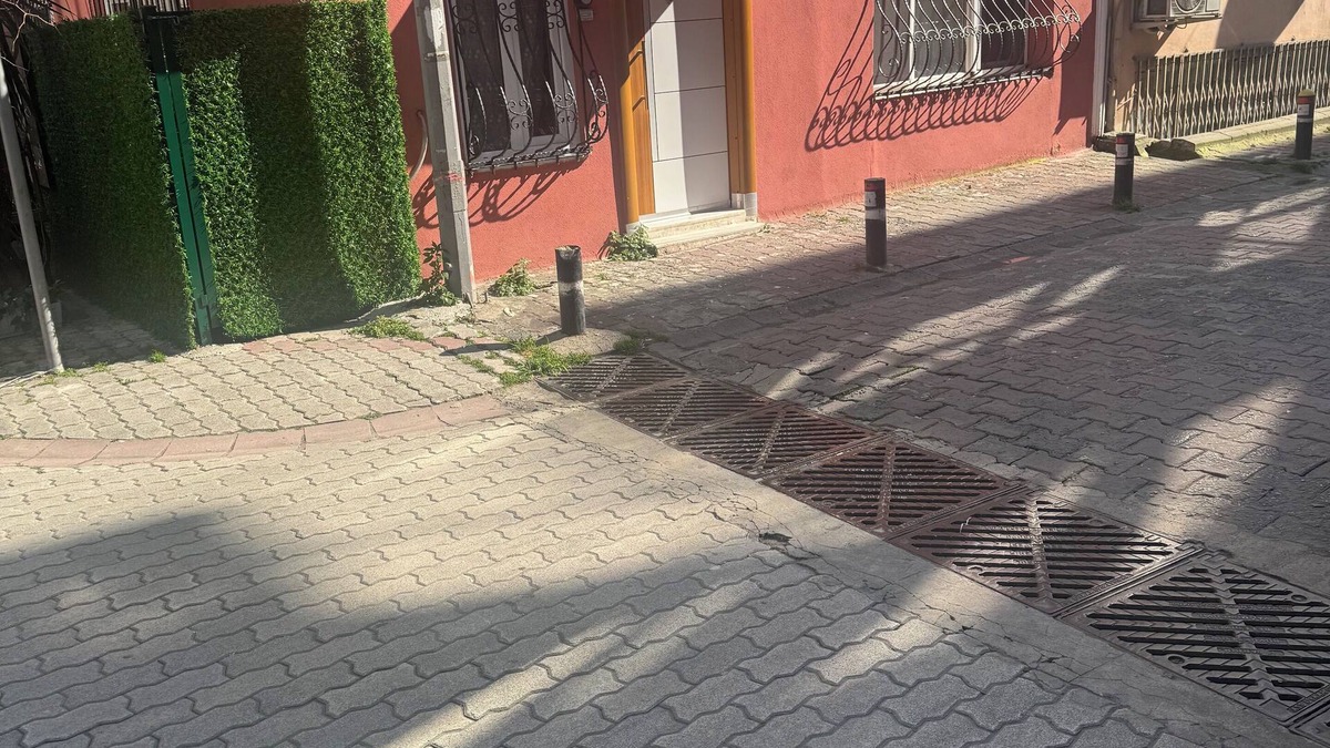 Bakırkoy Condo | A comfortable air-conditioned apartment for 5 people in beautiful İstanbul