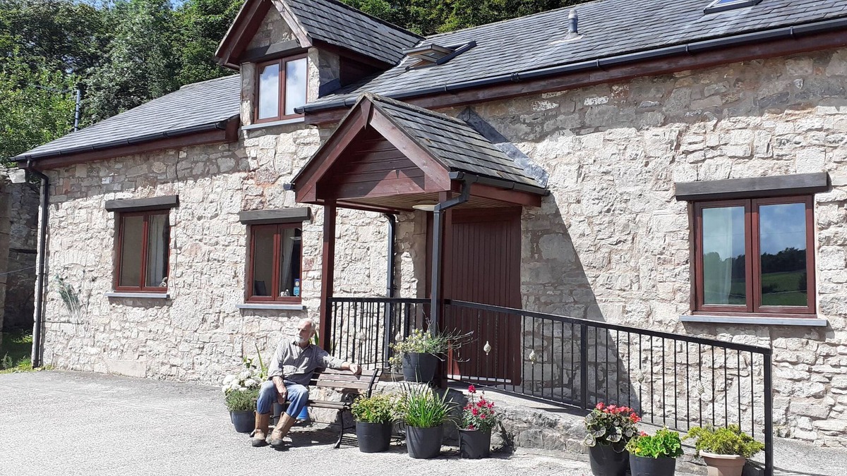 Rhyd-y-foel Cottage | A converted welsh stone farm building sleeping 6