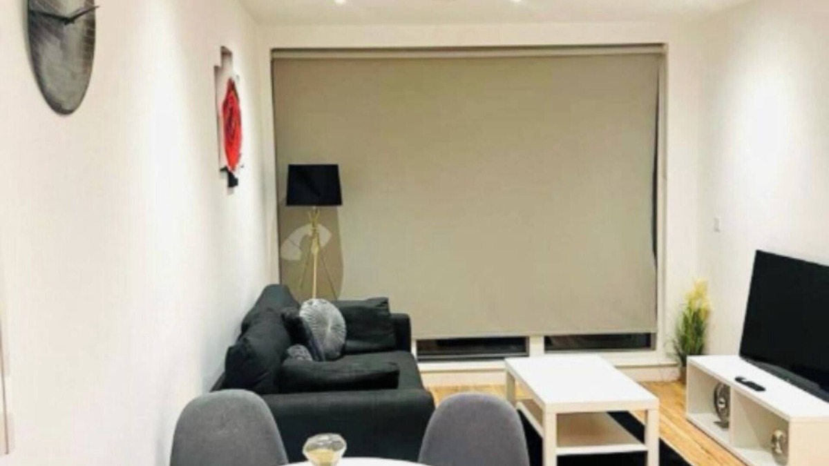 Gillingham Apartment | A Cosy 2bedroom Apartment With River View