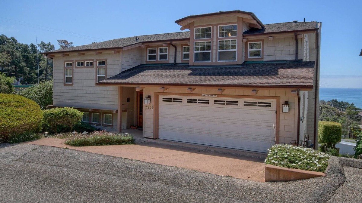 Marine Terrace House | A Delightful Dream Catcher