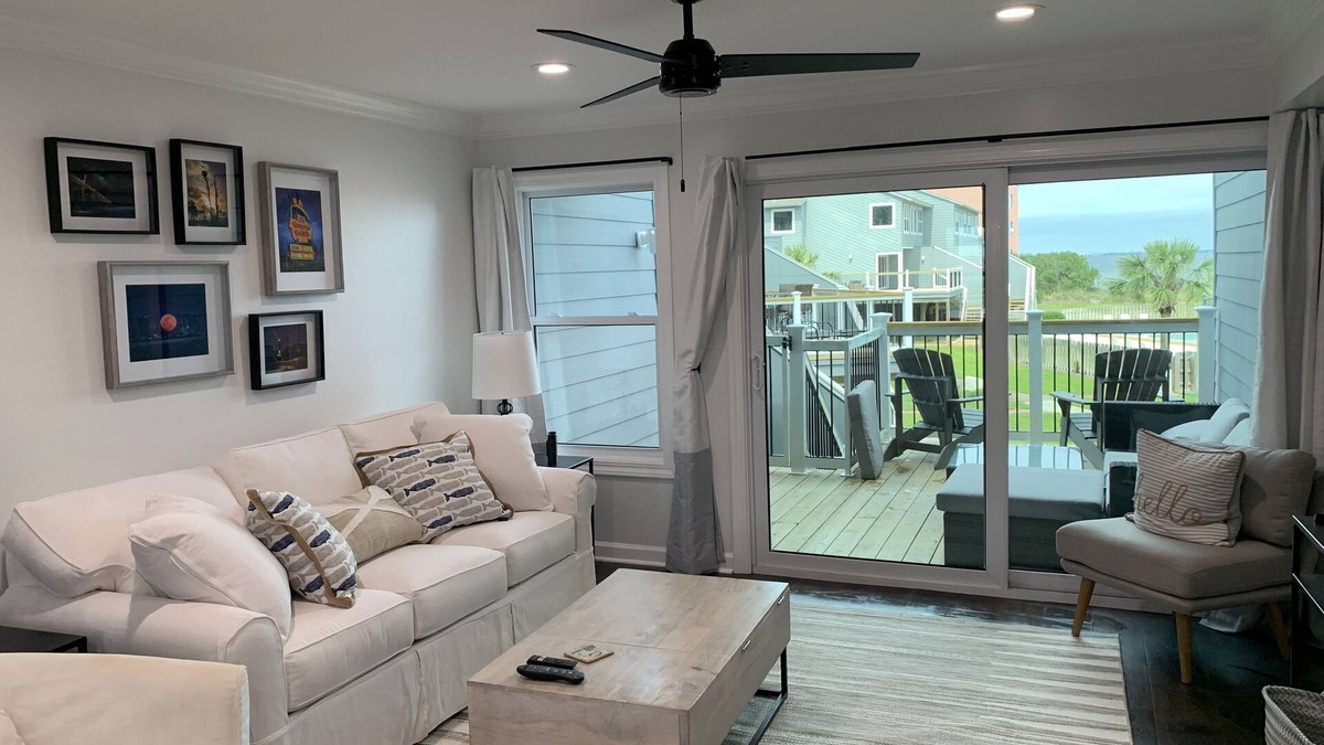 Pensacola Beach House | A Few Steps Away From the Sand and Water