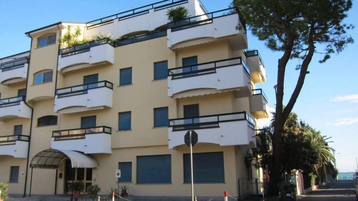 Diano Marina Apartment | A few steps from the beach.